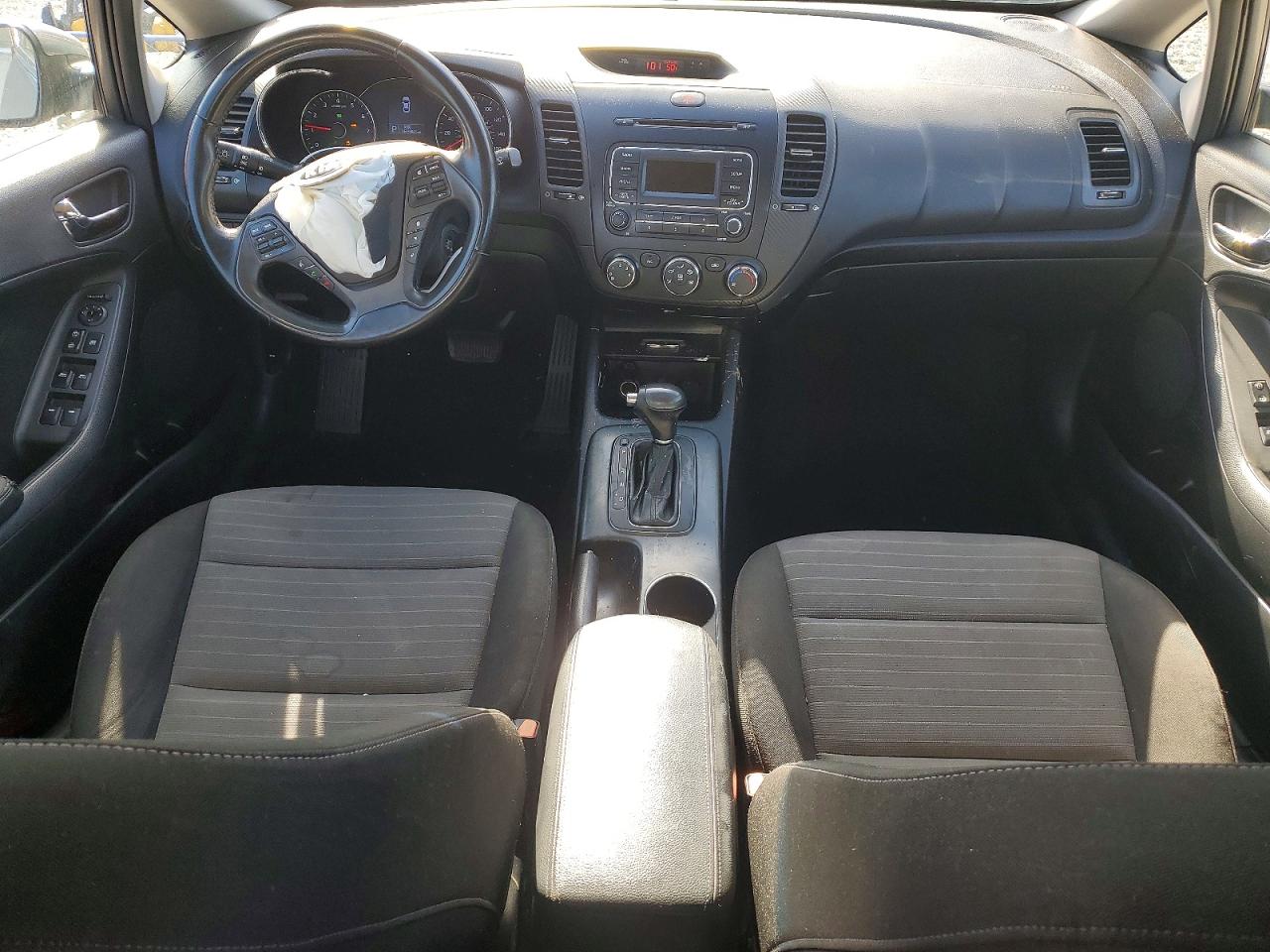 2015 KIA FORTE EX photo 8