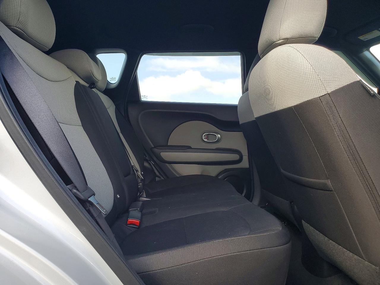 2014 KIA SOUL photo 10