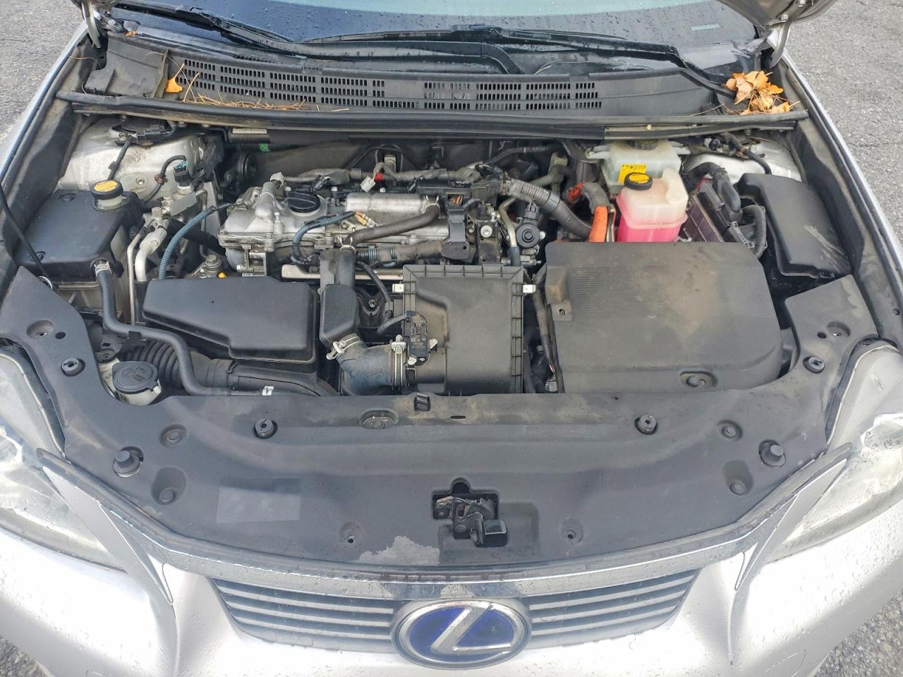 2012 LEXUS CT 200 photo 11