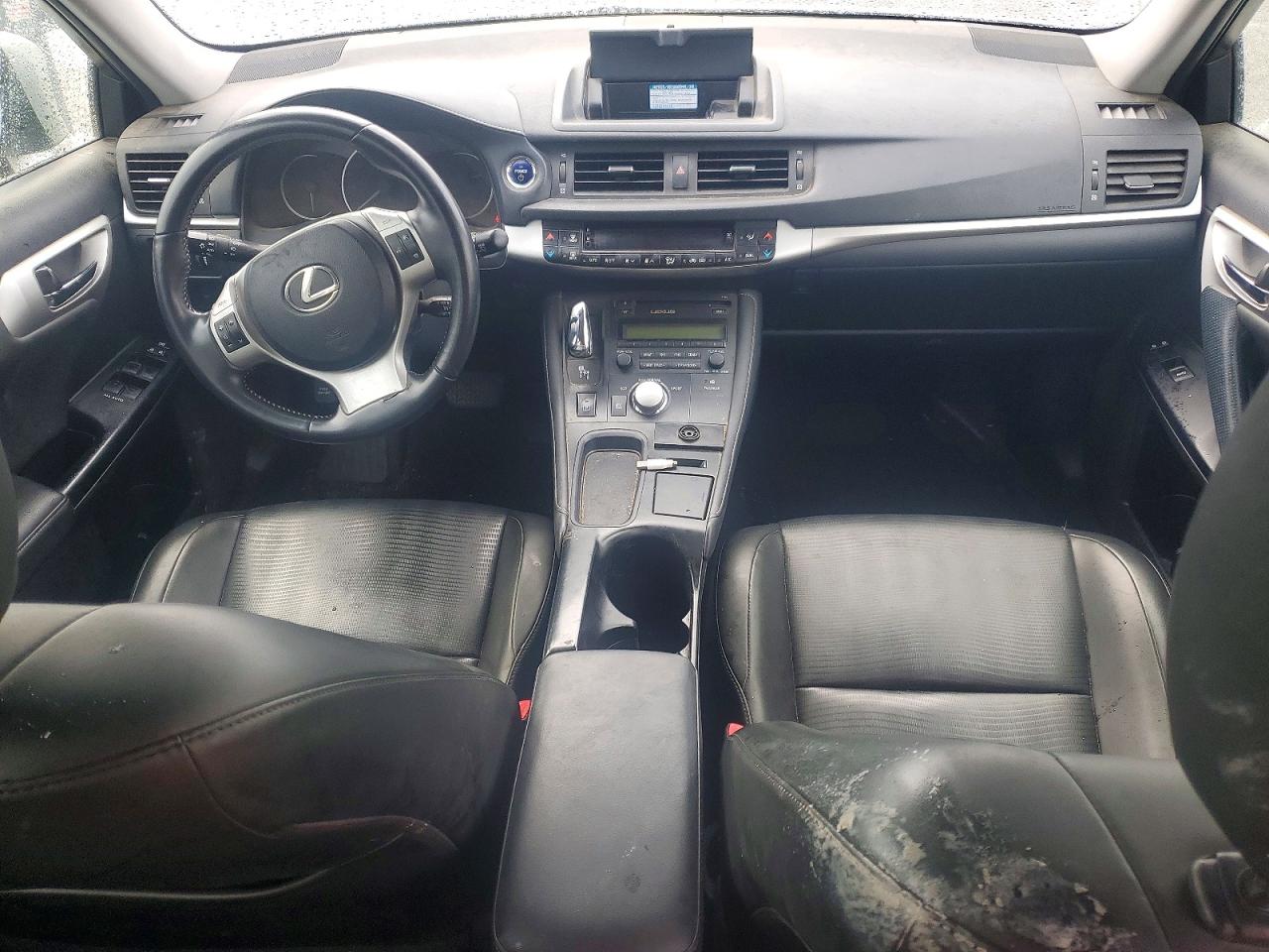 2012 LEXUS CT 200 photo 8