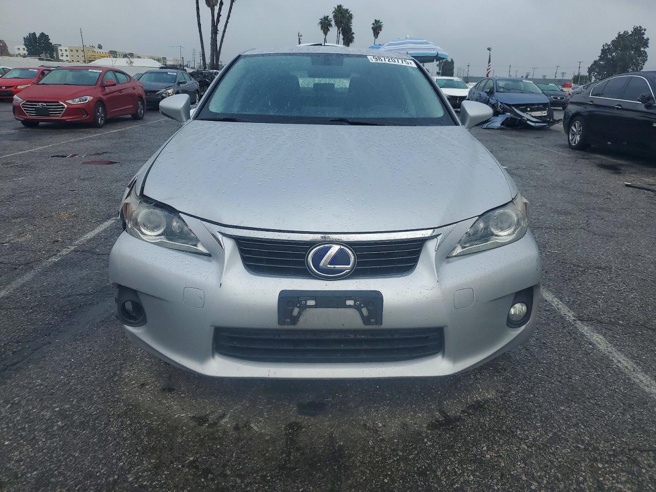 2012 LEXUS CT 200 photo 5