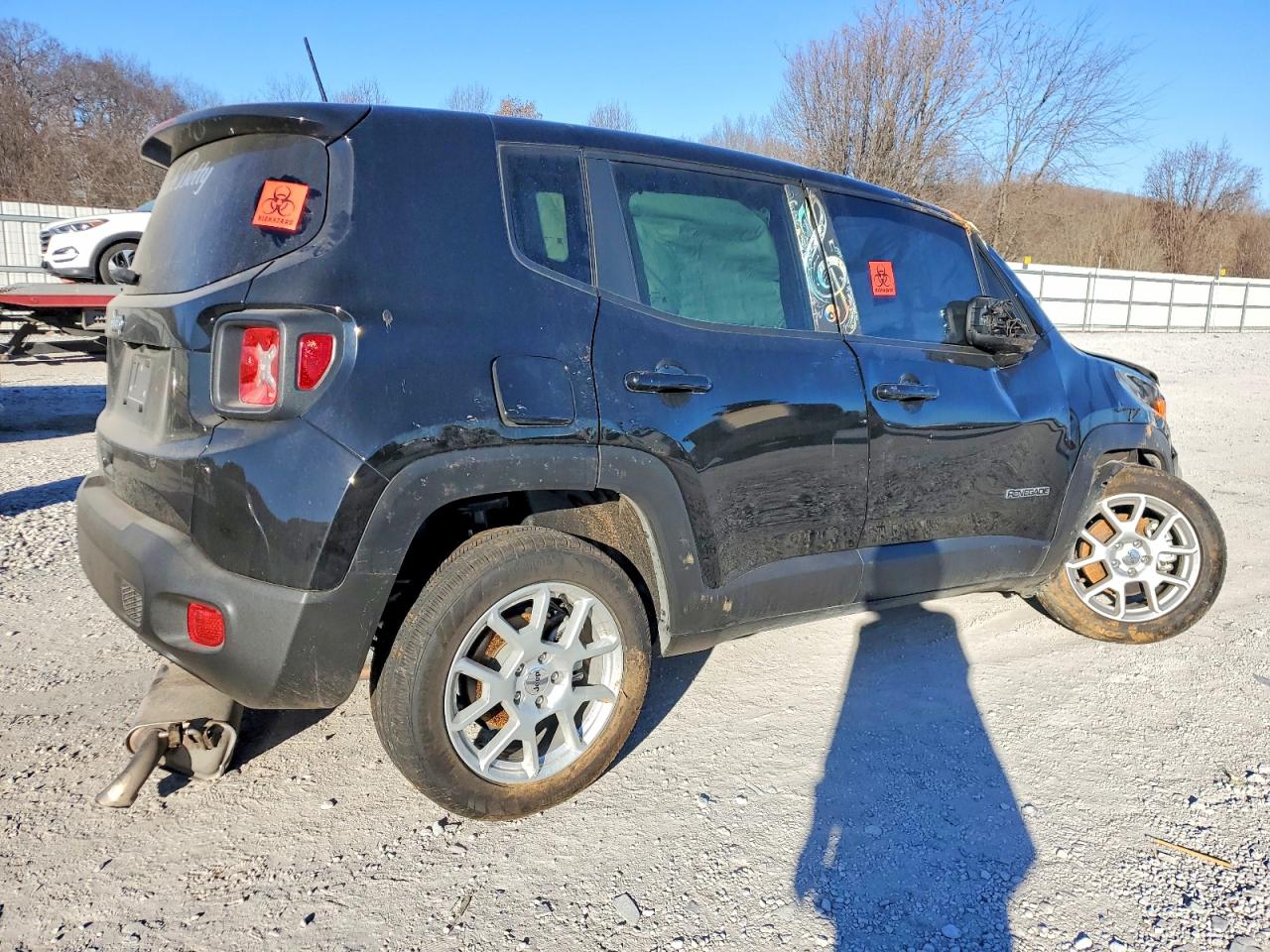 2023 JEEP RENEGADE LATITUDE photo 3