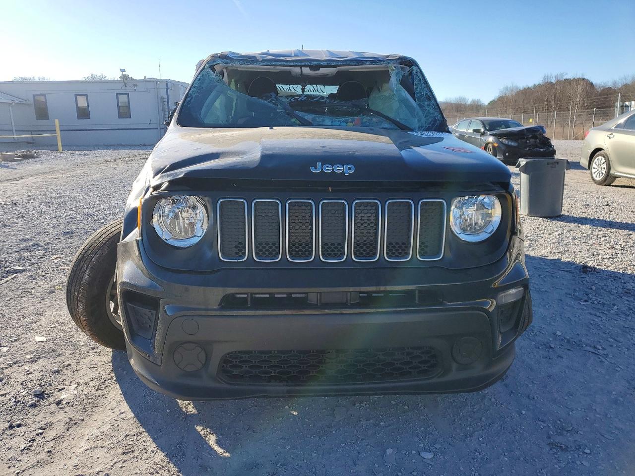 2023 JEEP RENEGADE LATITUDE photo 5