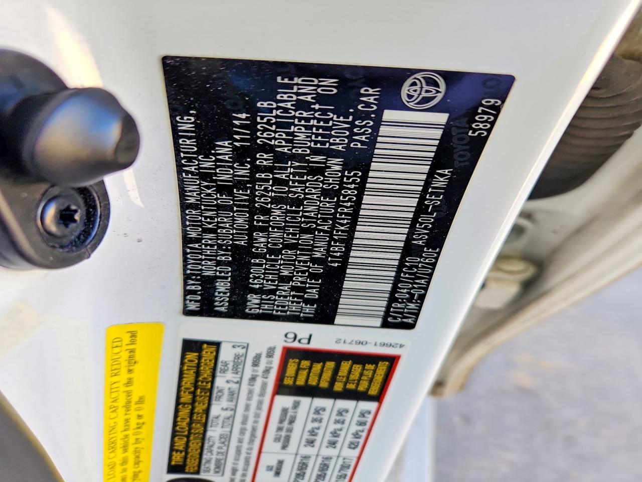 2015 TOYOTA CAMRY LE photo 12