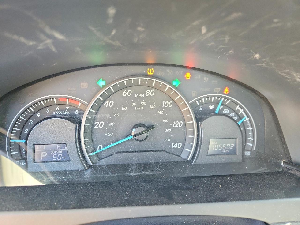 2015 TOYOTA CAMRY LE photo 9