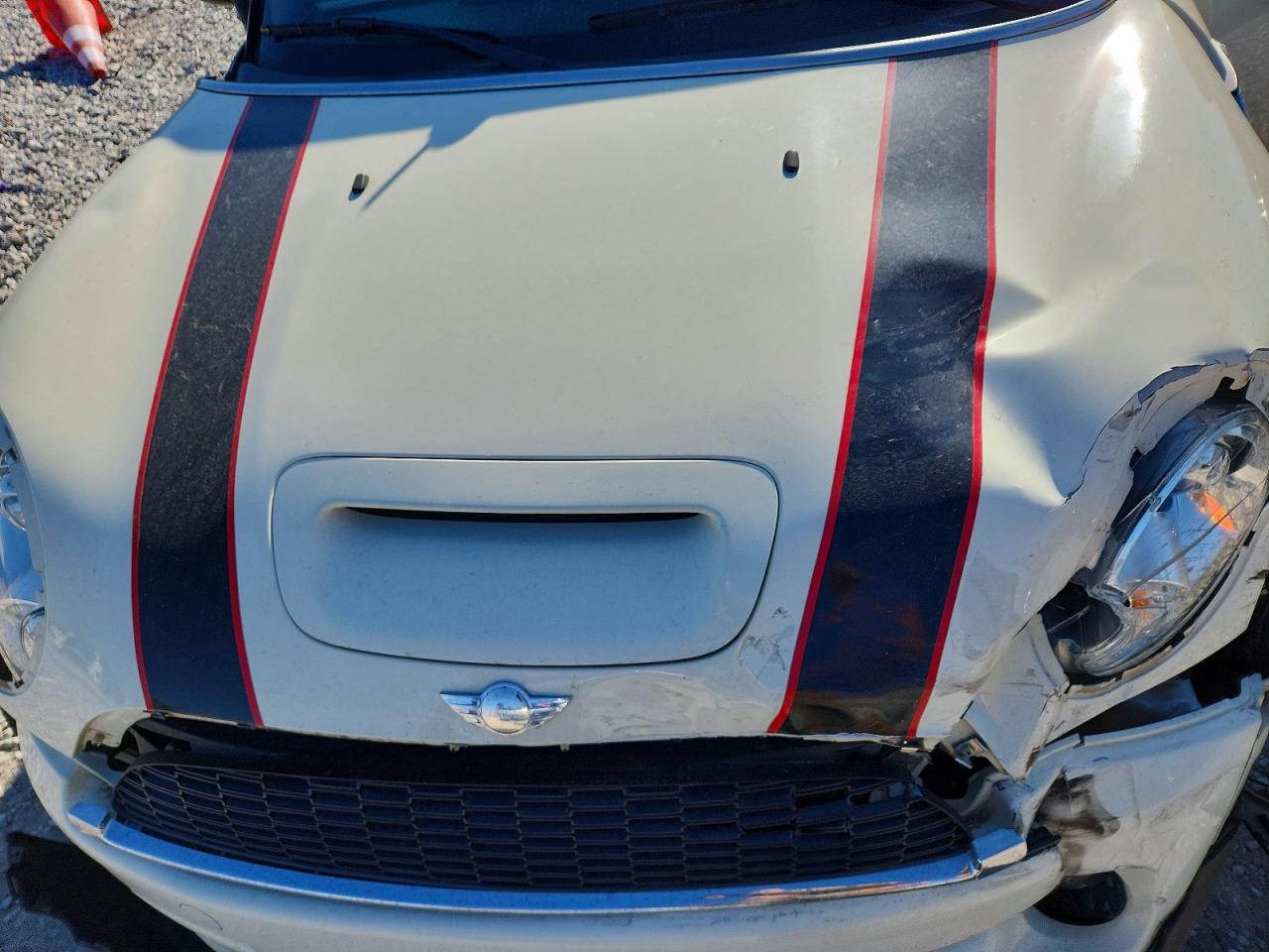 2014 MINI COOPER S photo 11
