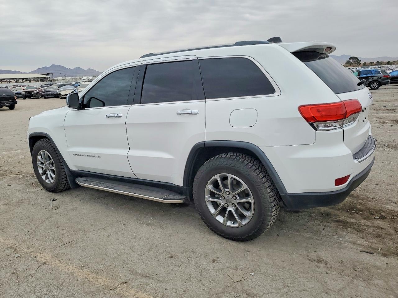 2015 JEEP GRAND CHEROKEE LIMITED photo 2