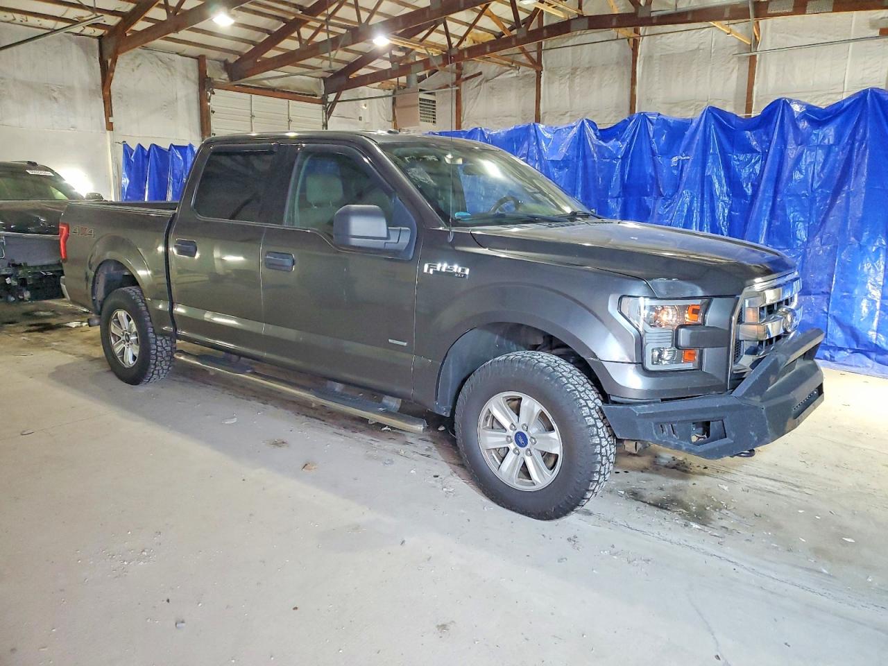 2017 FORD F150 SUPERCREW photo 4