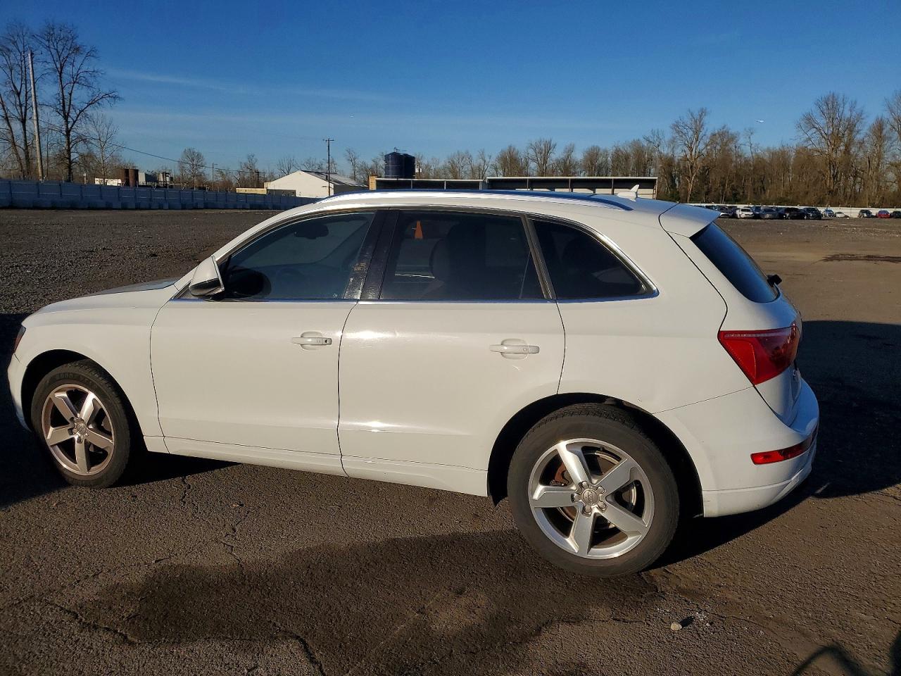 2012 AUDI Q5 photo 2