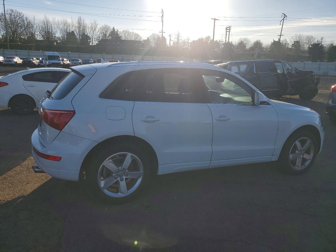2012 AUDI Q5 photo 3