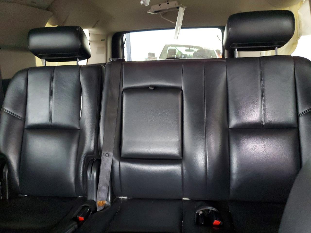 2009 CHEVROLET SUBURBAN C1500 LT photo 10