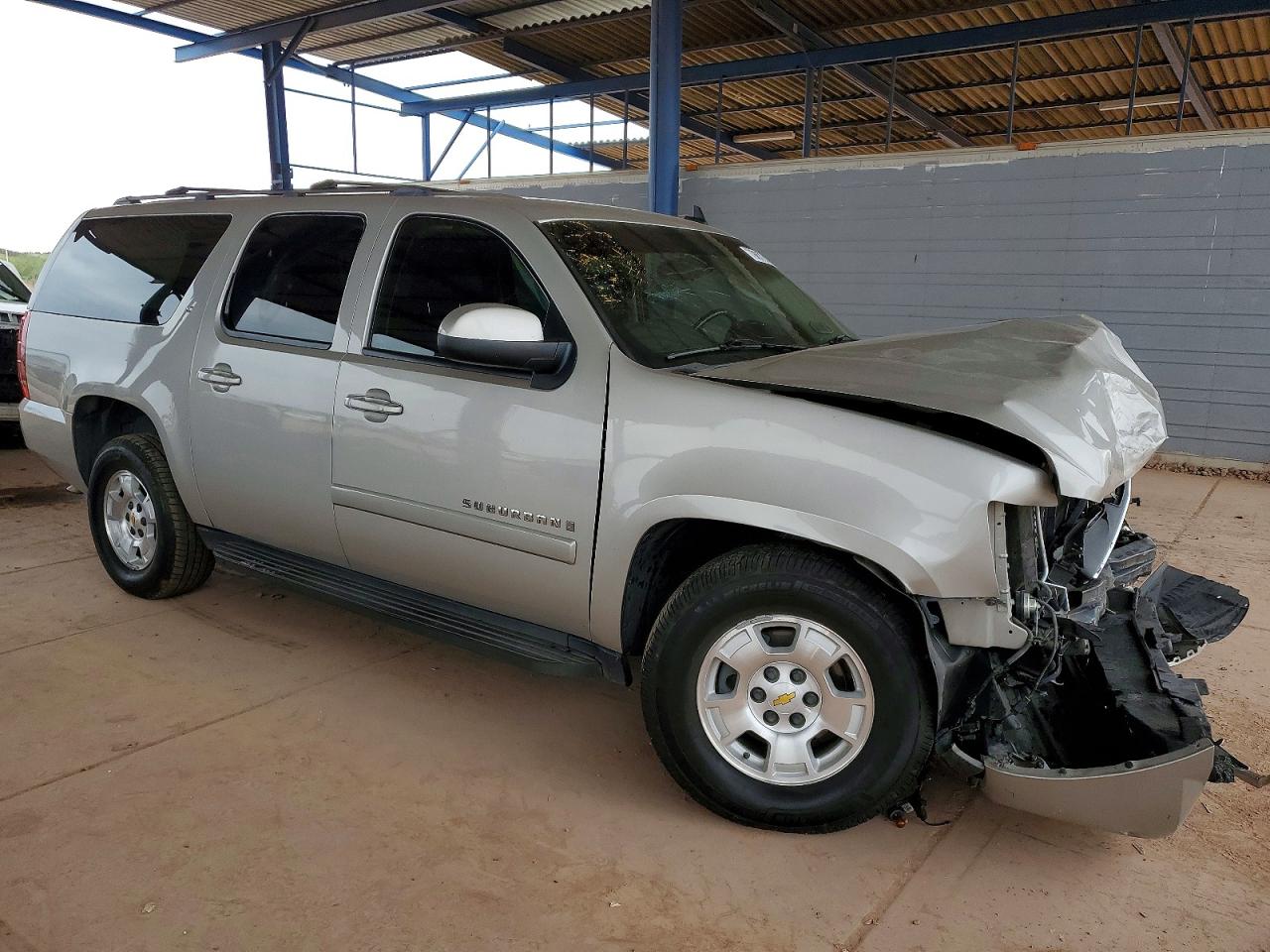 2009 CHEVROLET SUBURBAN C1500 LT photo 4