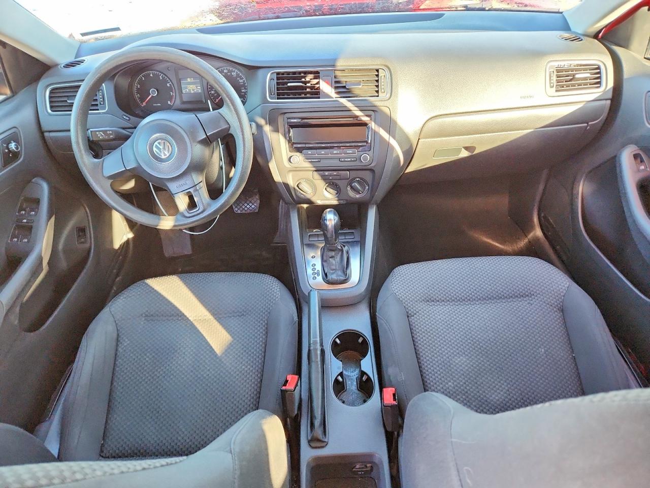 2012 VOLKSWAGEN JETTA BASE photo 8