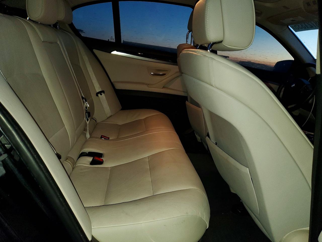 2013 BMW 528 XI photo 10