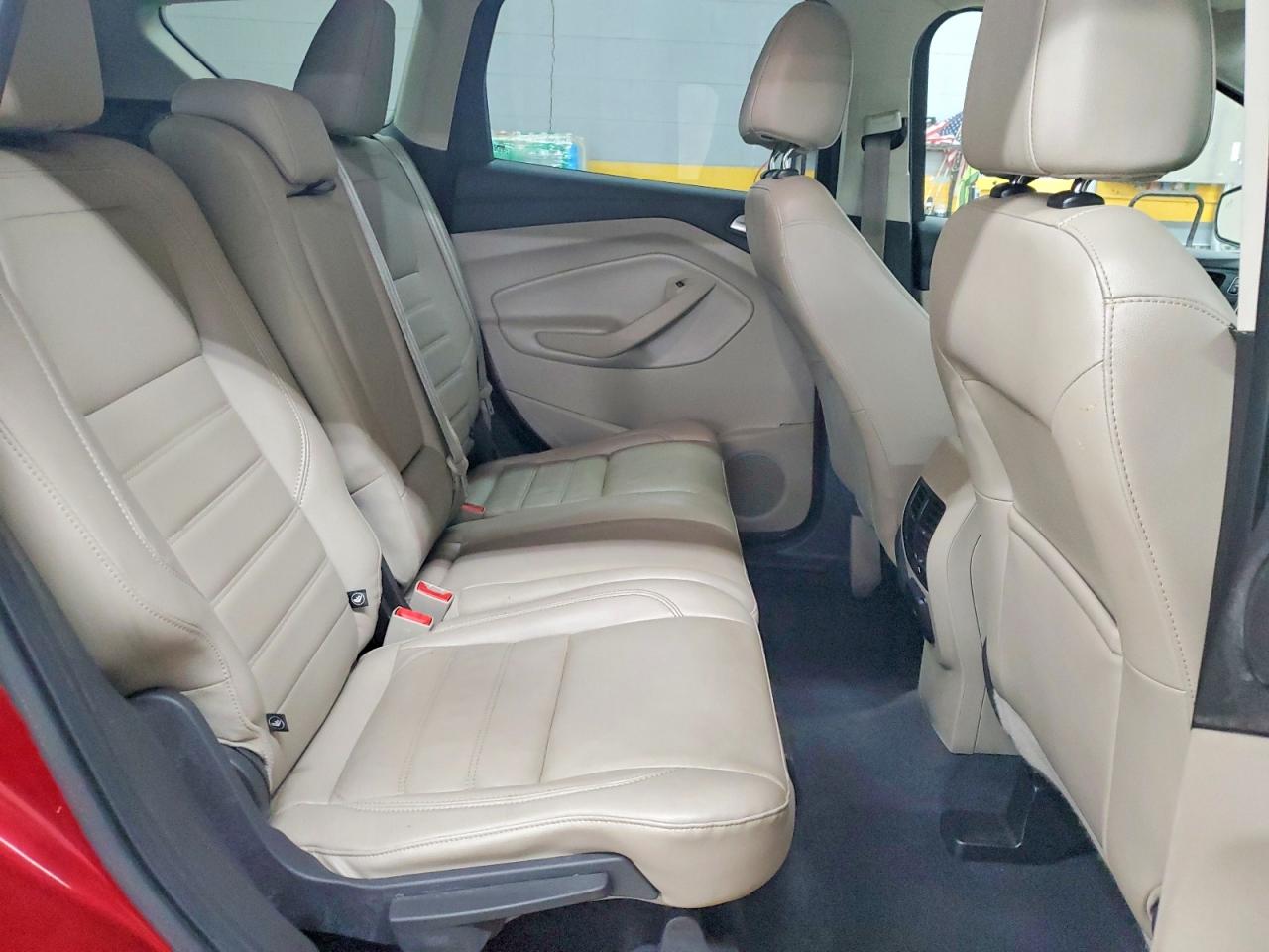 2017 FORD ESCAPE SE photo 11