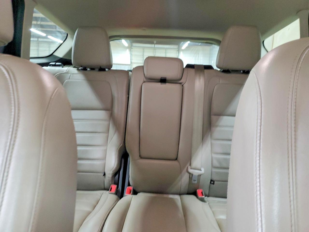 2017 FORD ESCAPE SE photo 10