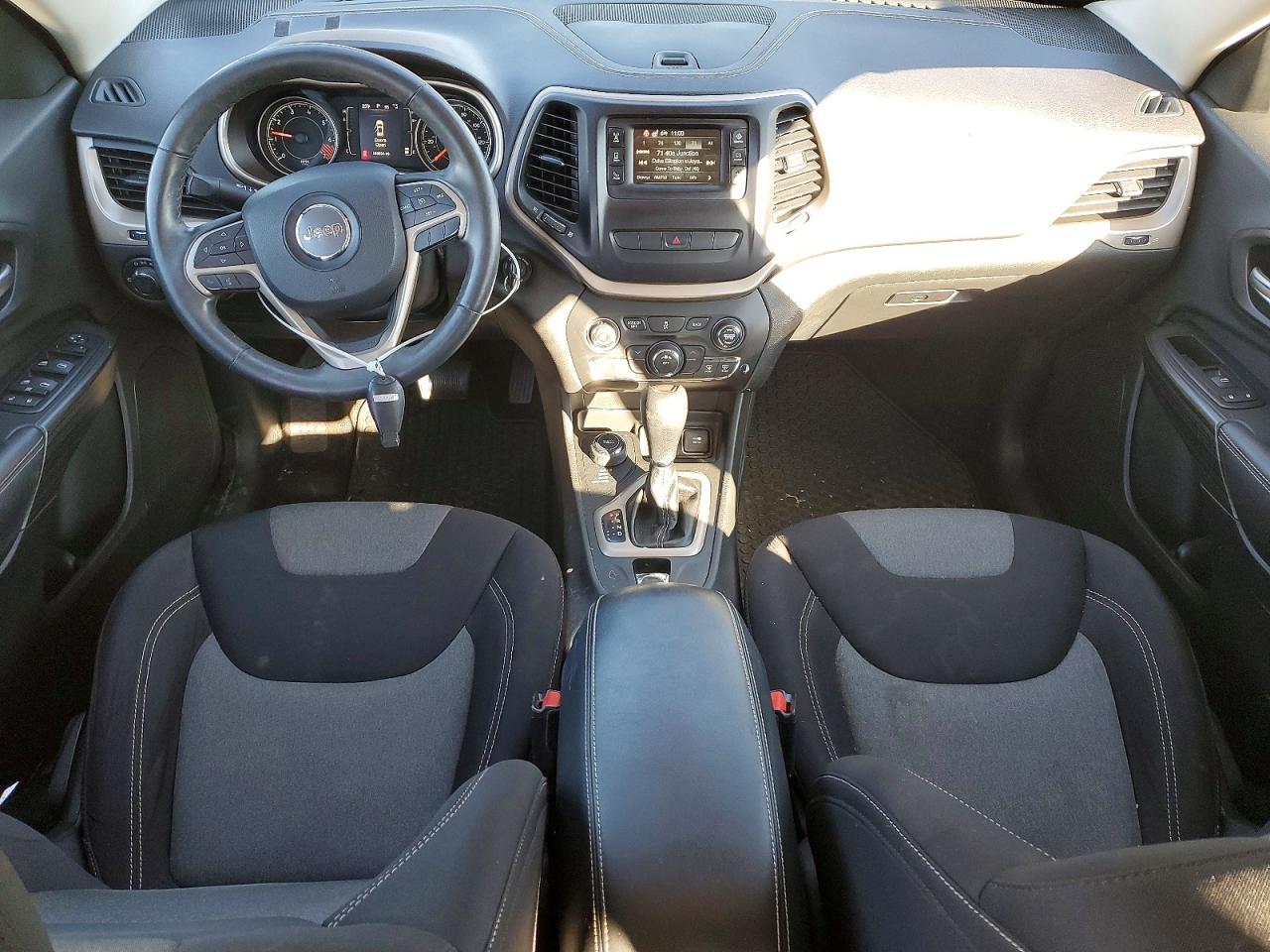 2015 JEEP CHEROKEE SPORT photo 8