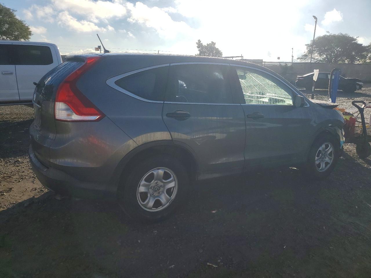 2014 HONDA CR-V LX photo 3