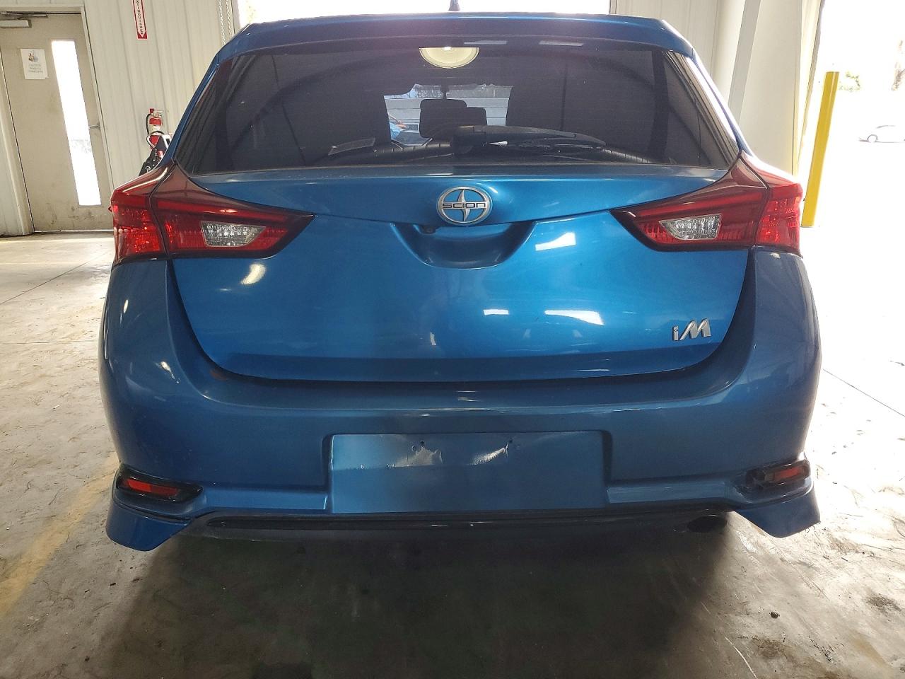 2016 TOYOTA SCION photo 11
