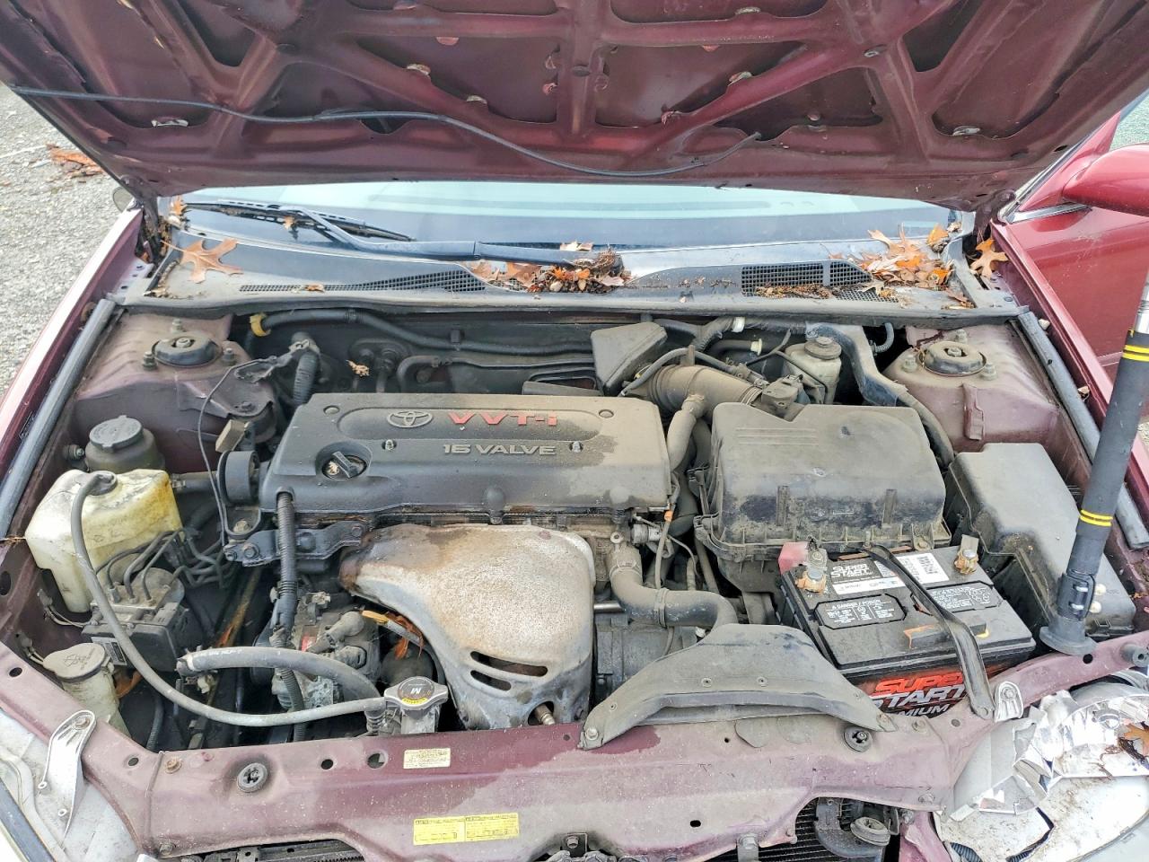 2004 TOYOTA CAMRY photo 11