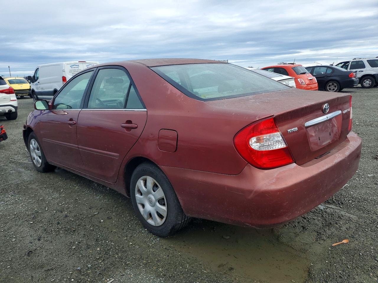 2004 TOYOTA CAMRY photo 2