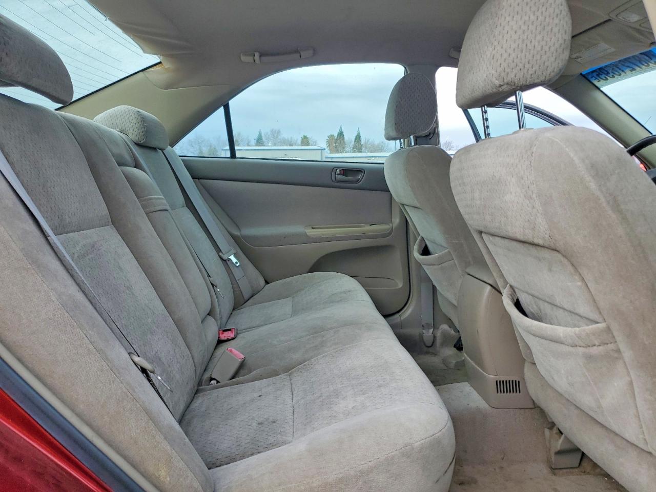 2004 TOYOTA CAMRY photo 10