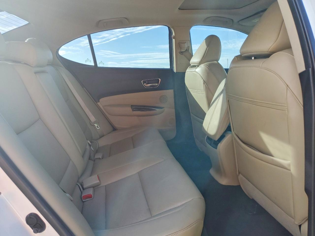 2018 ACURA TLX TECH photo 10