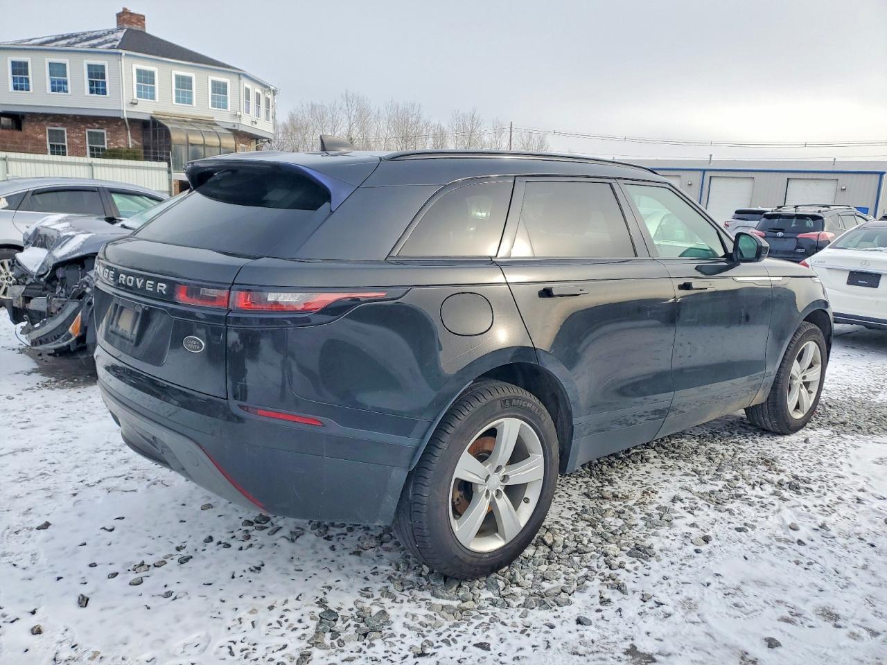 2018 LAND ROVER RANGE ROVER VELAR S photo 3
