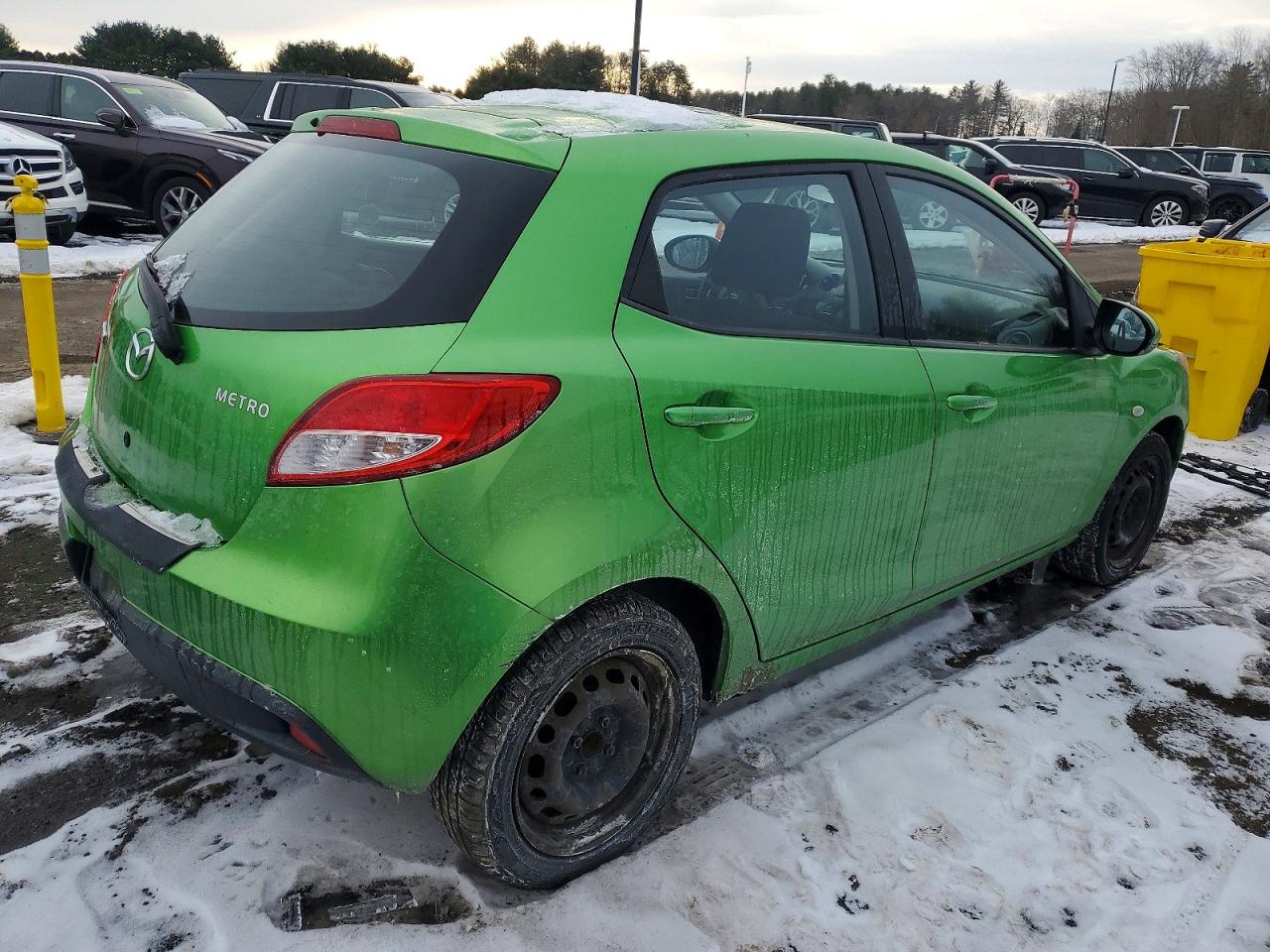 2012 MAZDA MAZDA2 photo 3