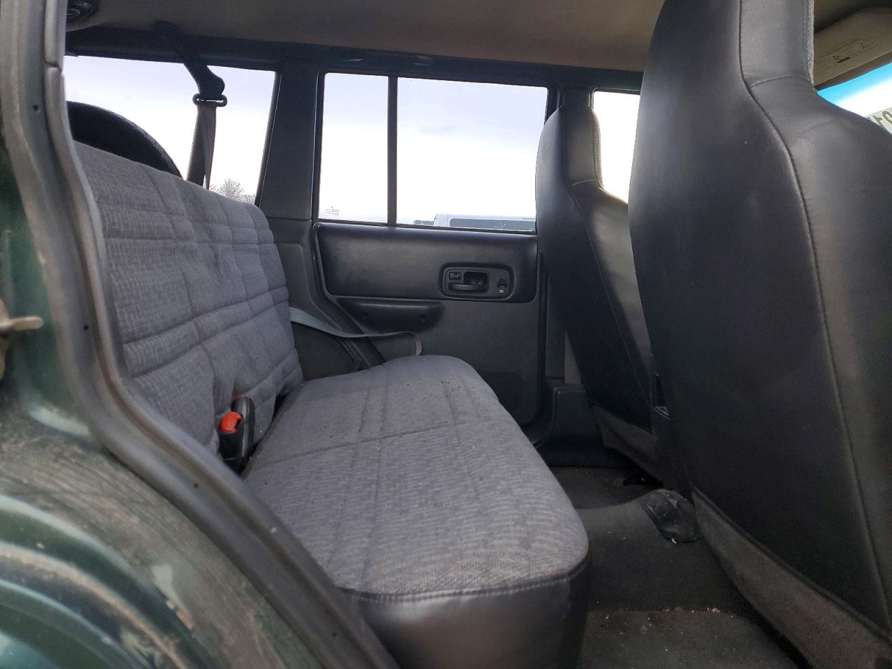 2000 JEEP CHEROKEE photo 11