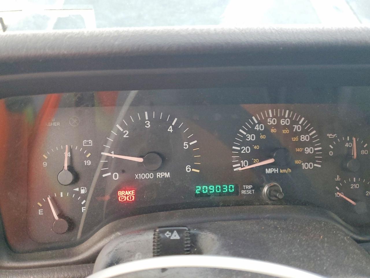 2000 JEEP CHEROKEE photo 9