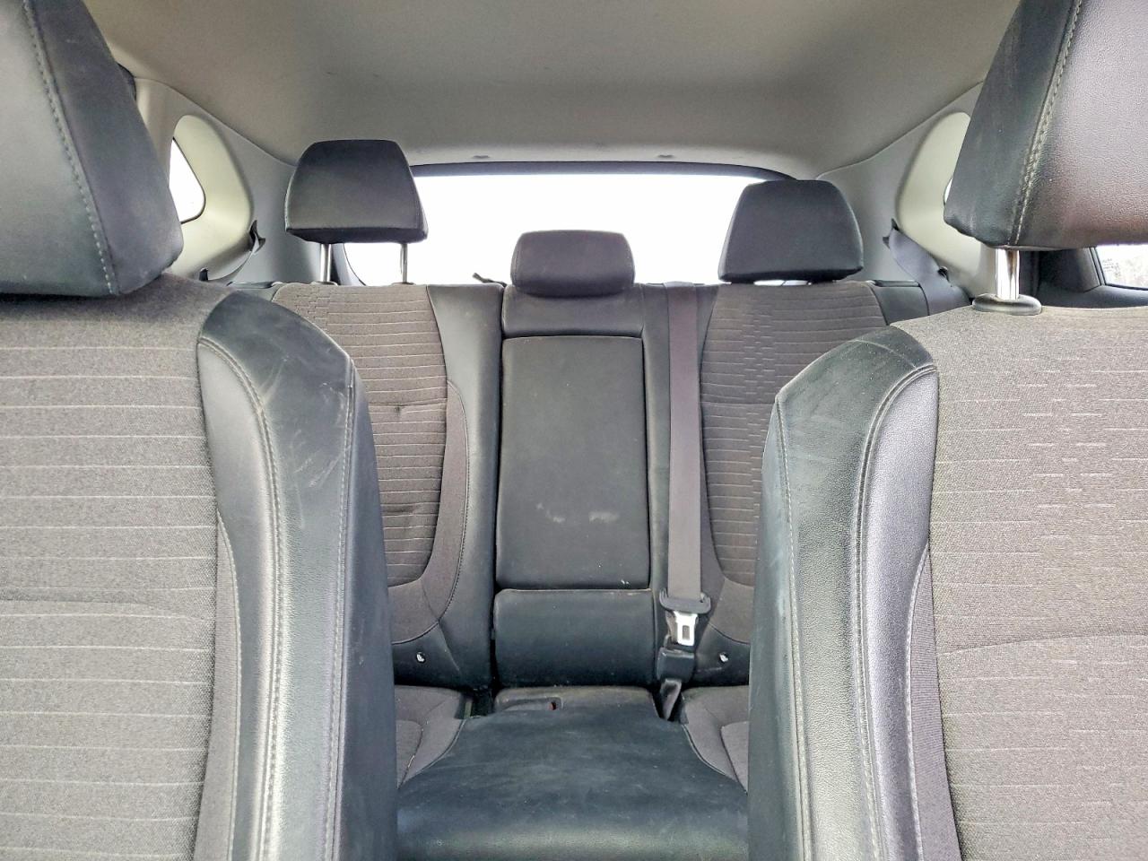 2021 KIA SELTOS S photo 10