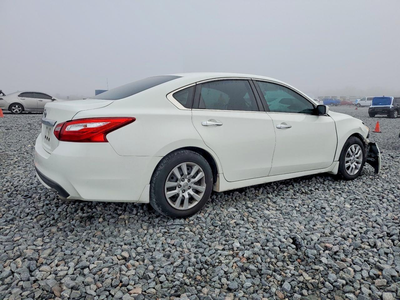 2017 NISSAN ALTIMA 2.5 photo 3