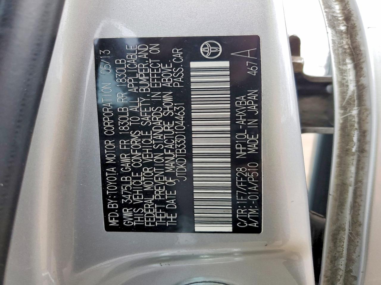 2013 TOYOTA PRIUS C photo 13