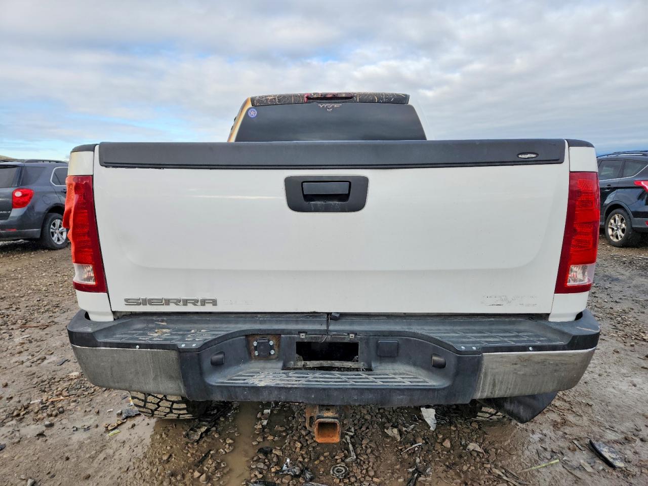2010 GMC SIERRA K2500 SLE photo 11