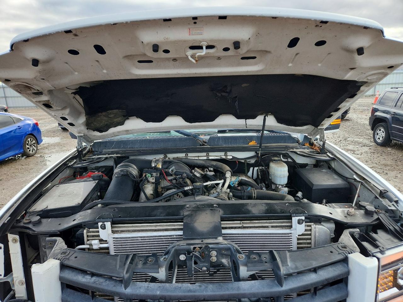 2010 GMC SIERRA K2500 SLE photo 21