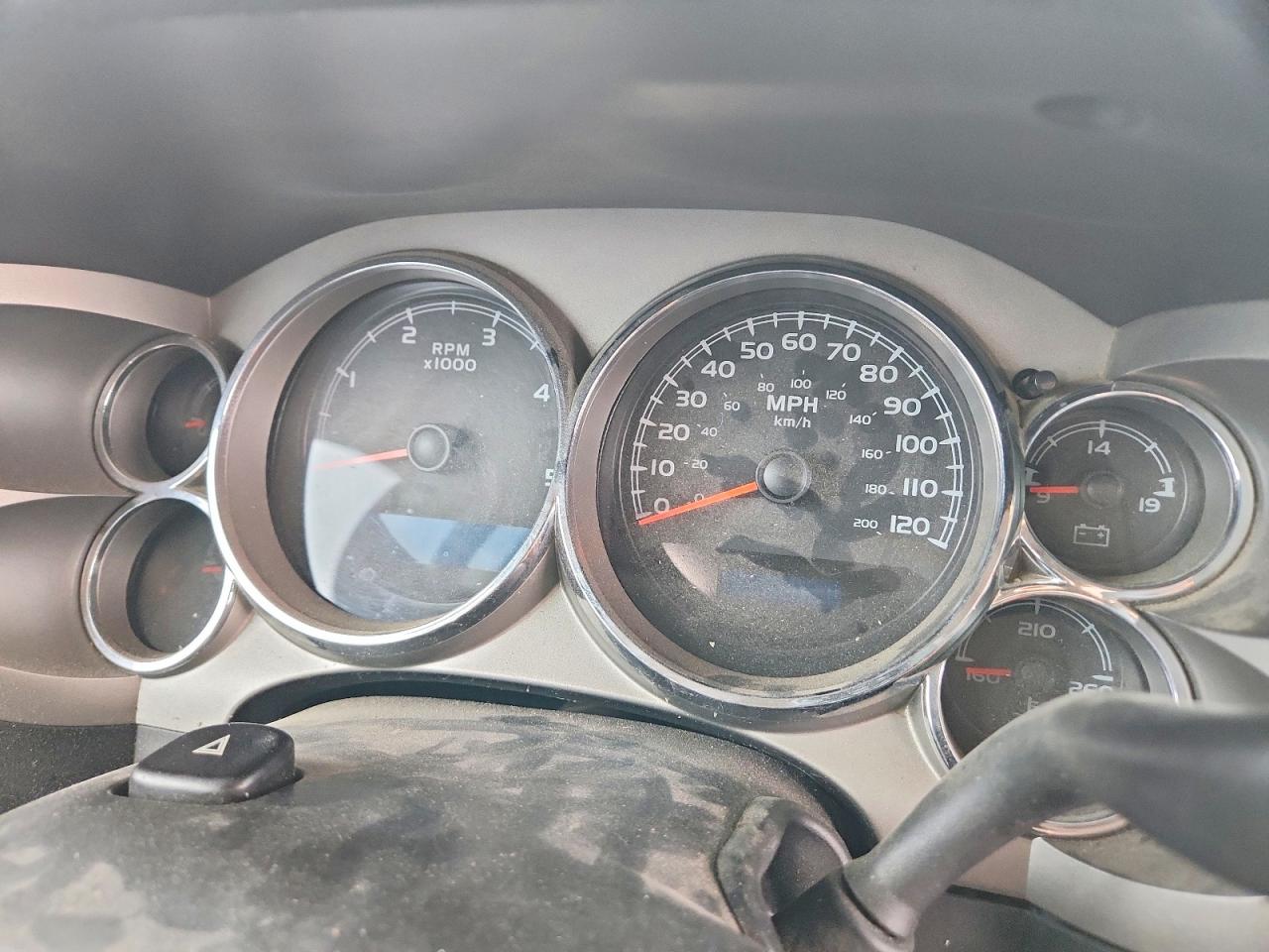 2010 GMC SIERRA K2500 SLE photo 17