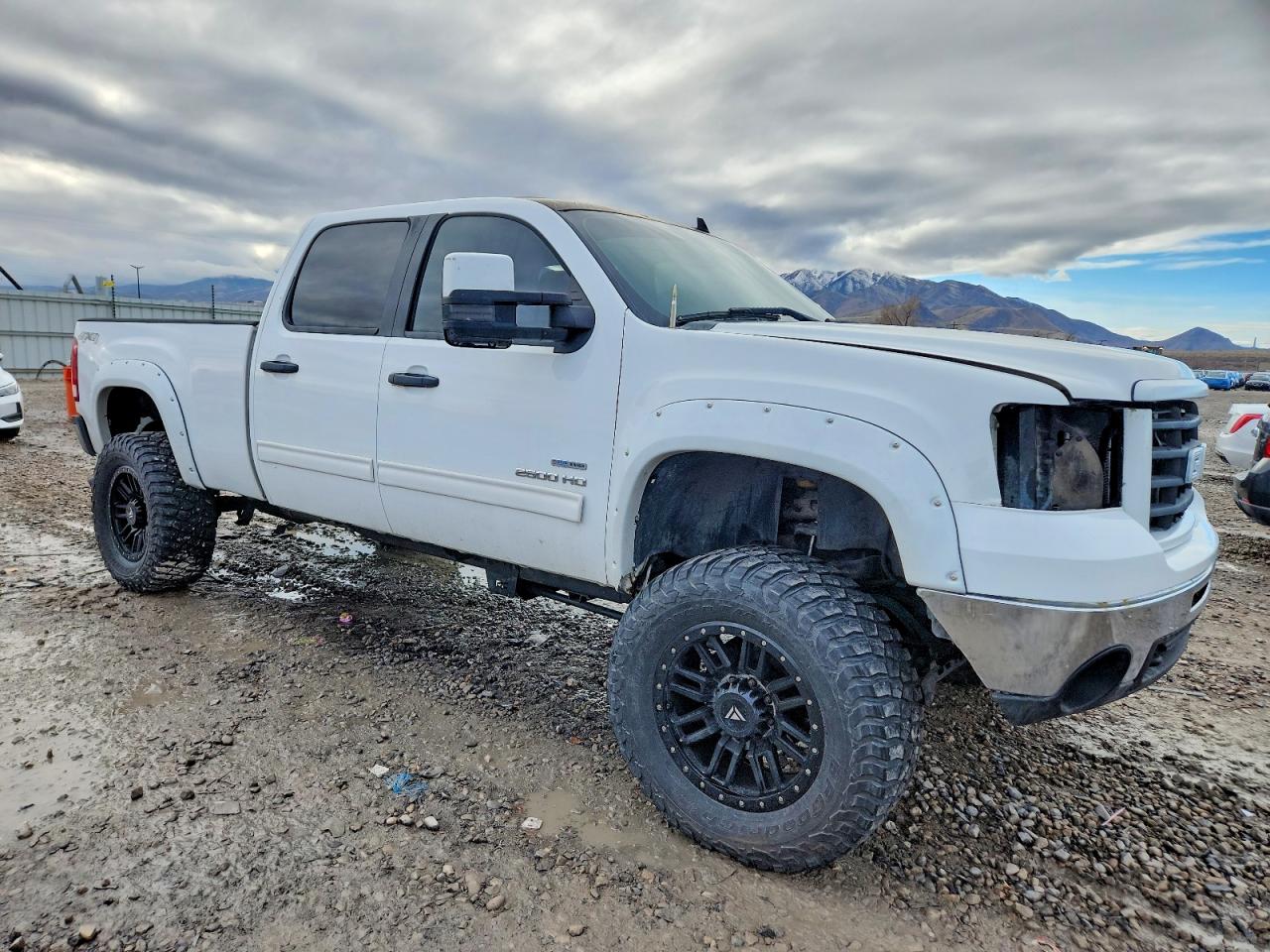 2010 GMC SIERRA K2500 SLE photo 7