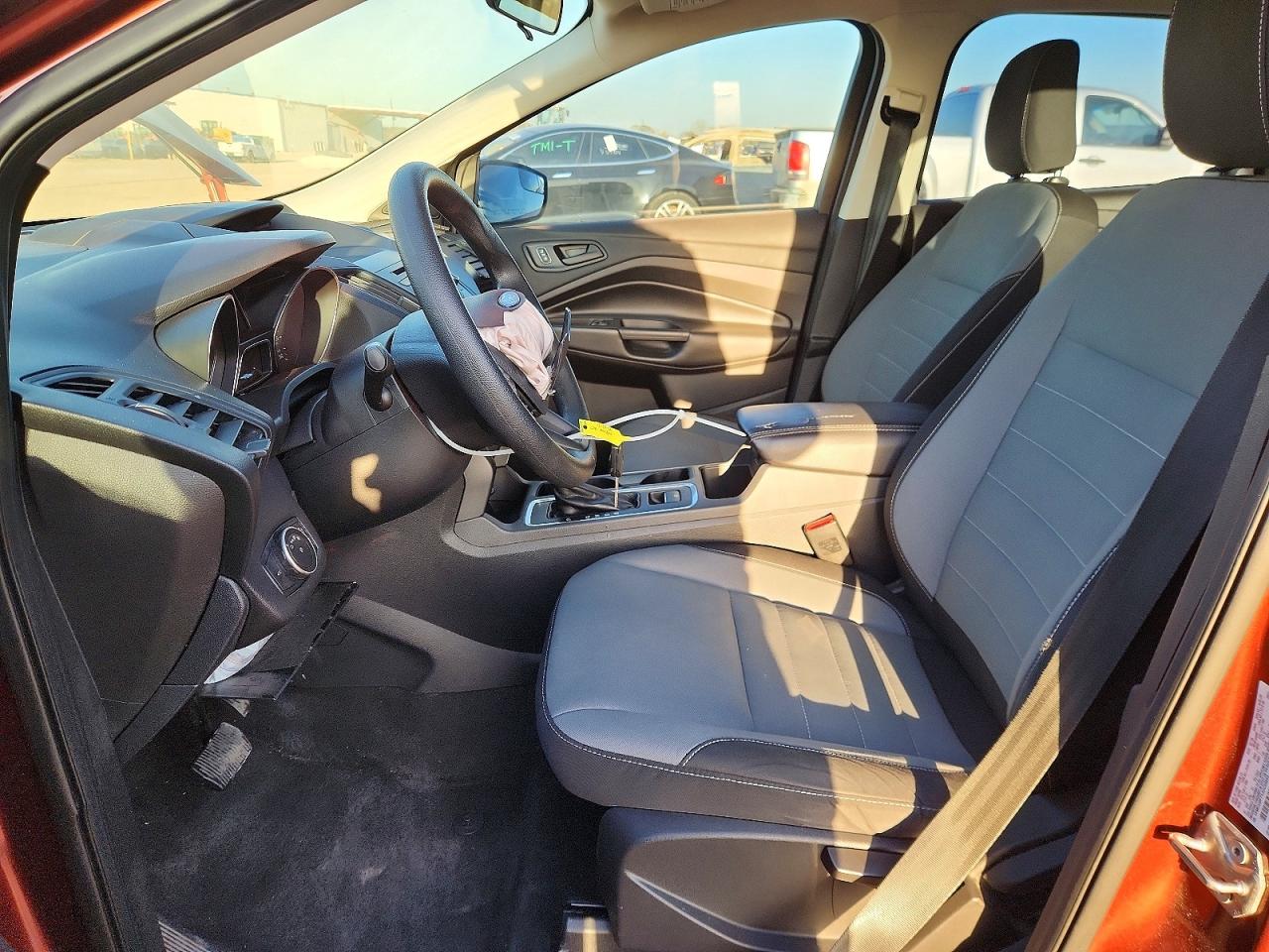 2018 FORD ESCAPE S photo 7