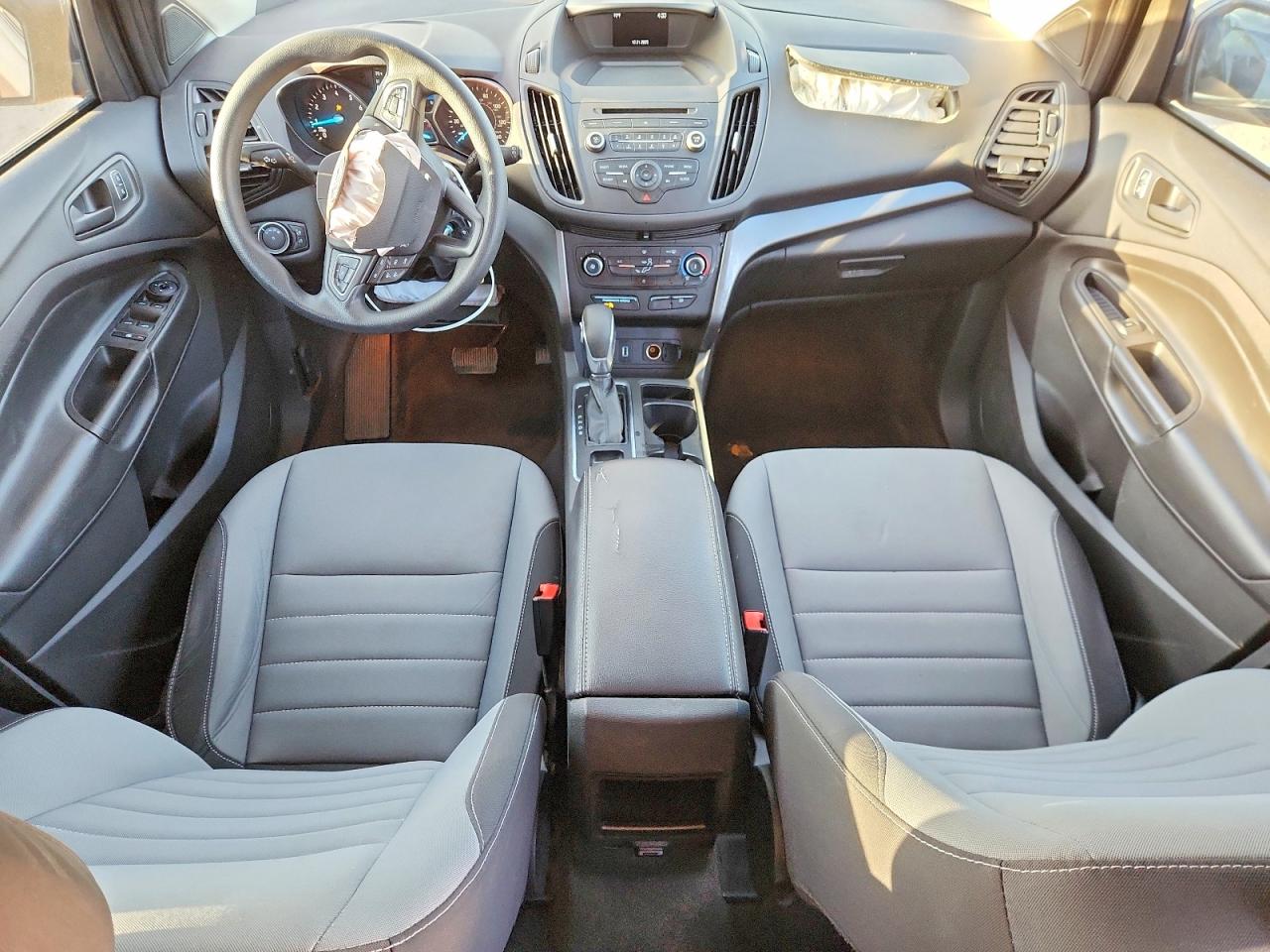 2018 FORD ESCAPE S photo 8