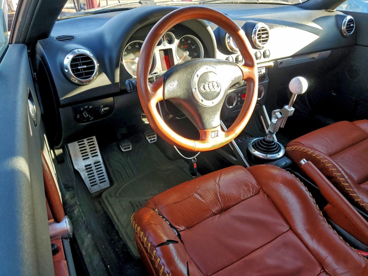 2001 AUDI TT QUATTRO photo 8