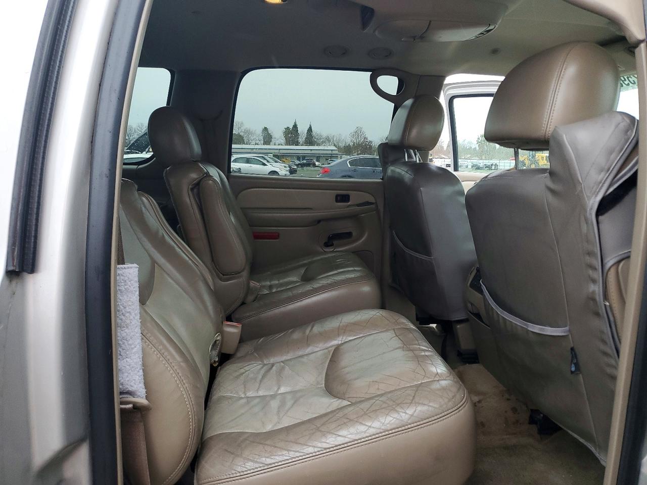 2004 GMC YUKON XL DENALI photo 11