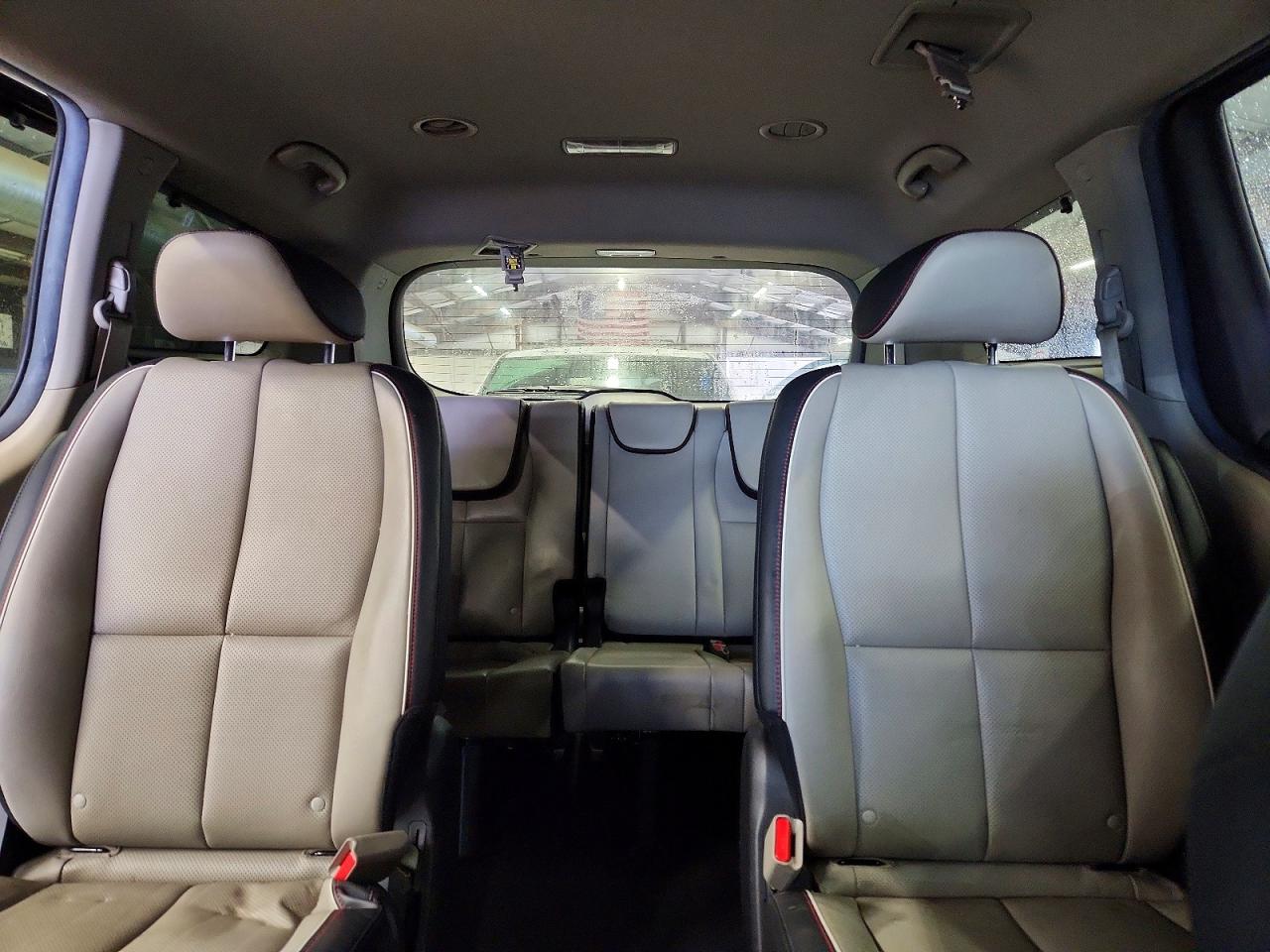 2019 KIA SEDONA LX photo 10