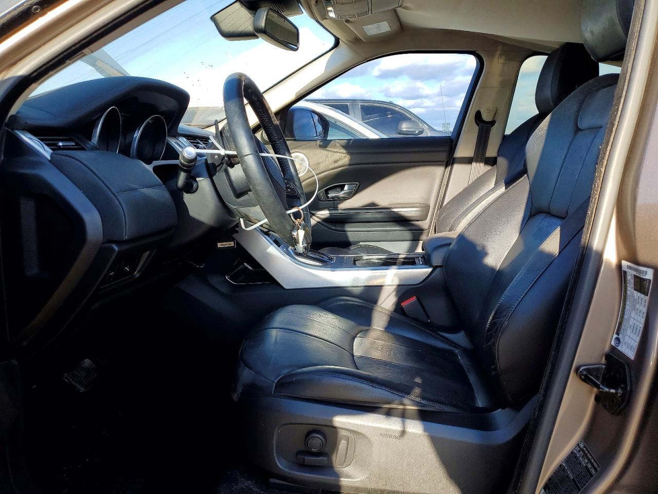 2016 LAND ROVER RANGE ROVER EVOQUE SE photo 7