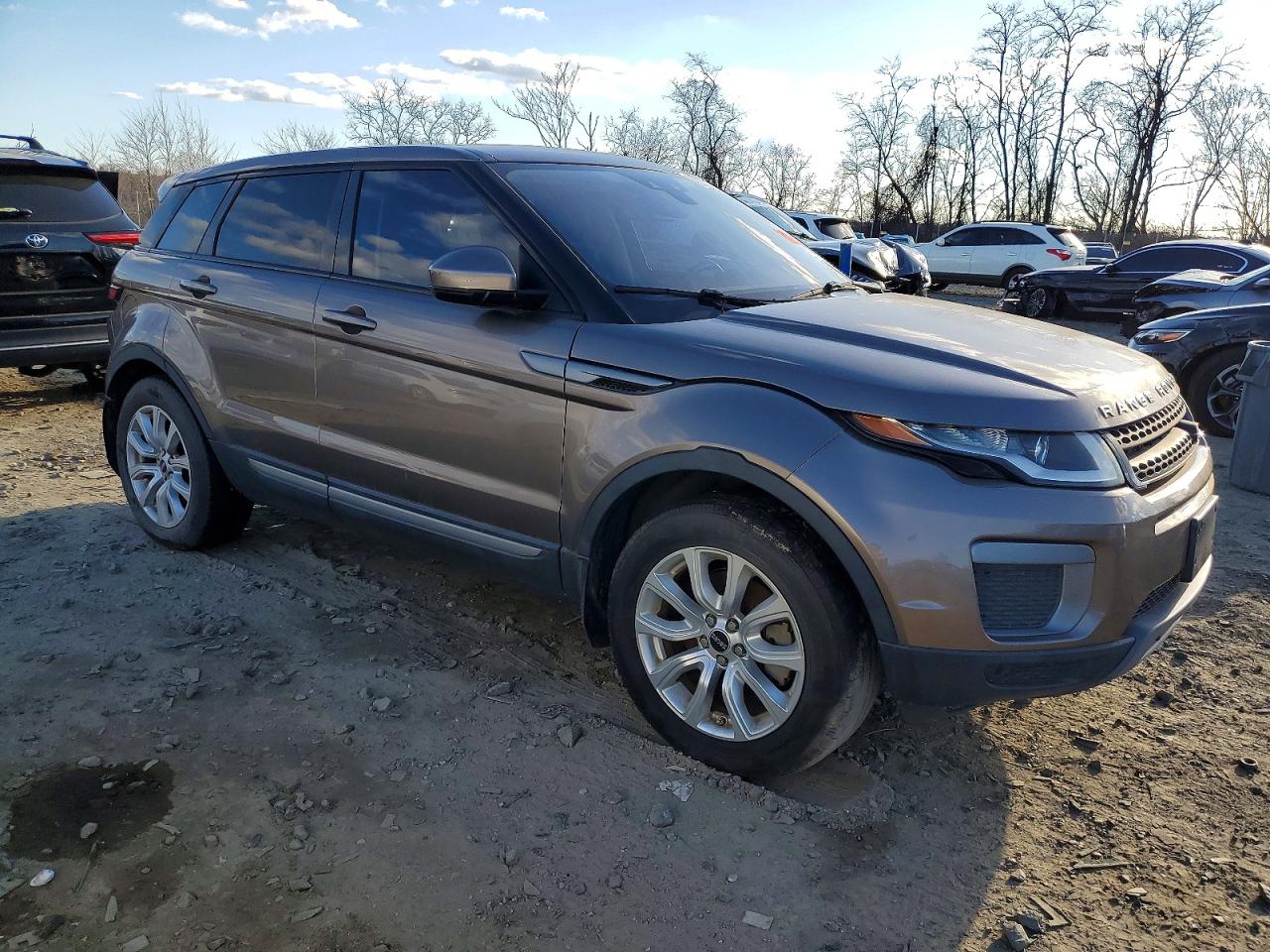 2016 LAND ROVER RANGE ROVER EVOQUE SE photo 4