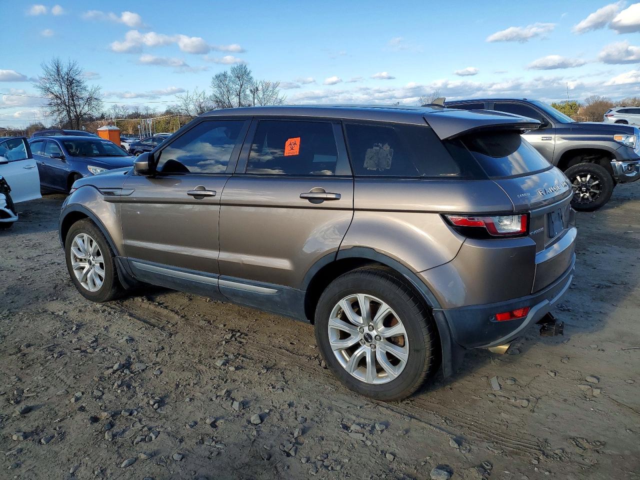 2016 LAND ROVER RANGE ROVER EVOQUE SE photo 2