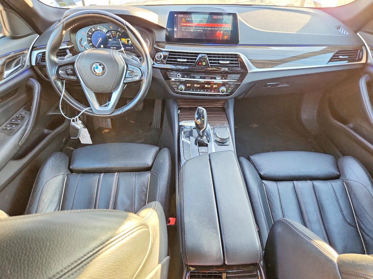 2019 BMW 530 I photo 8