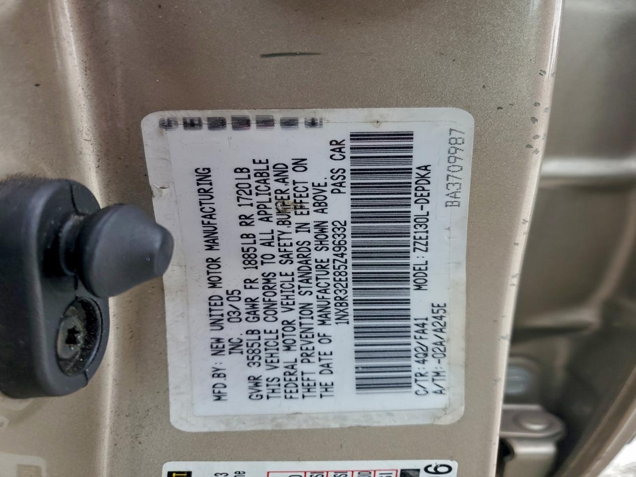2005 TOYOTA COROLLA CE photo 12