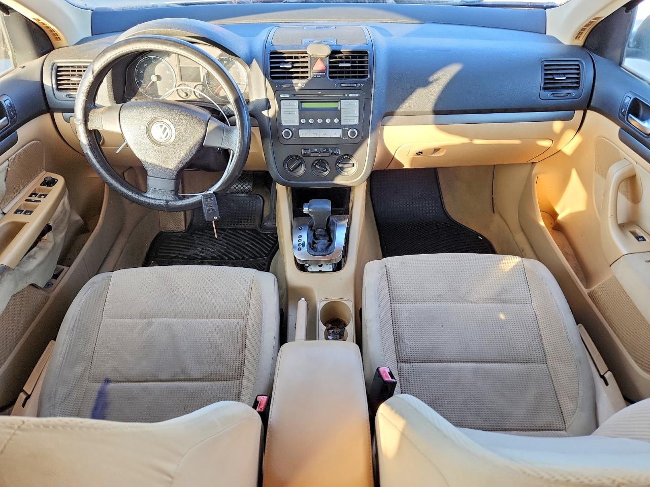 2009 VOLKSWAGEN JETTA S photo 8
