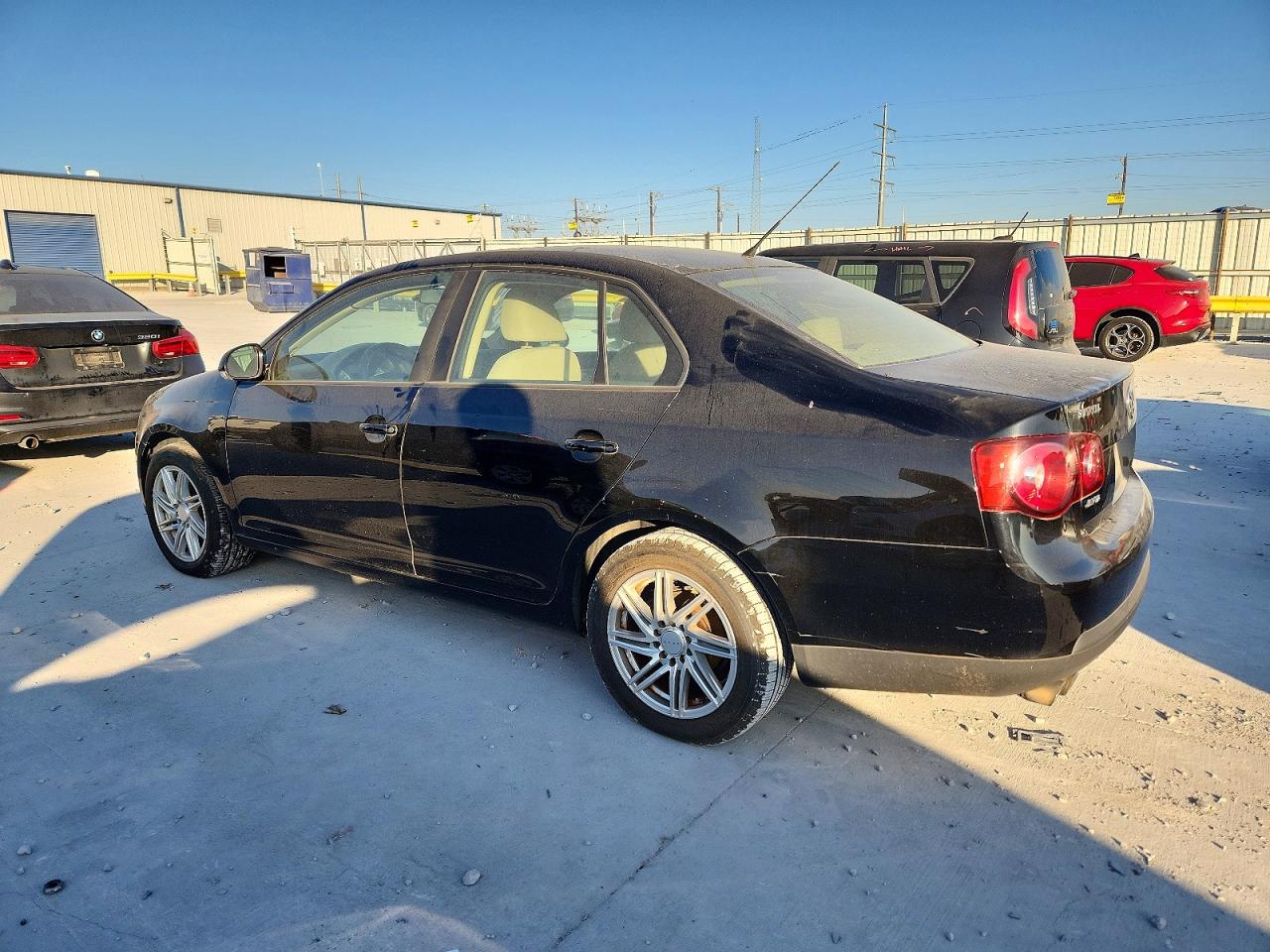 2009 VOLKSWAGEN JETTA S photo 2